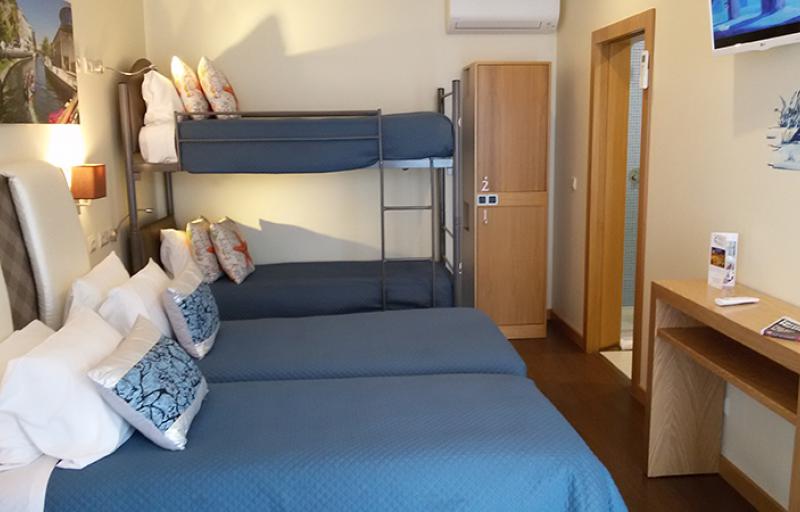 suites e hostel welcome in em Aveiro