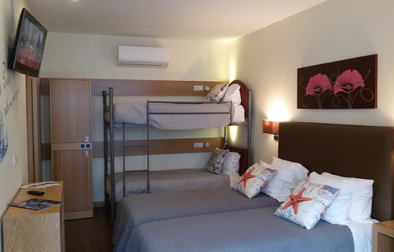 suites e hostel welcome in em Aveiro