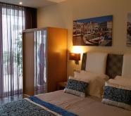 suites e hostel welcome in em Aveiro