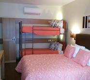 suites e hostel welcome in em Aveiro